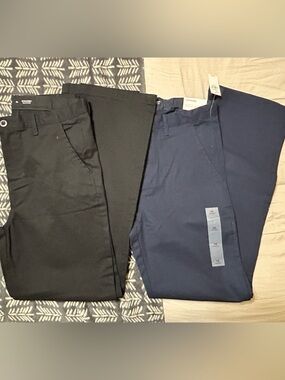Old Navy Navy and Black Straight Dress Pants Pair